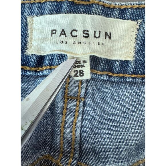 Pacsun Red Rose Embroidered‎ Denim Jean Mini Skirt Raw Hem Size 28 Y2K - Picture 8 of 11